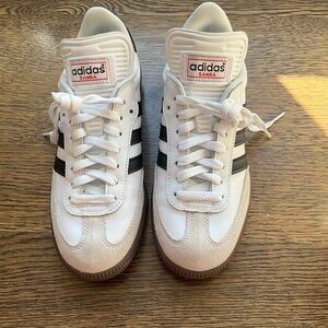 Women’s Adidas Samba